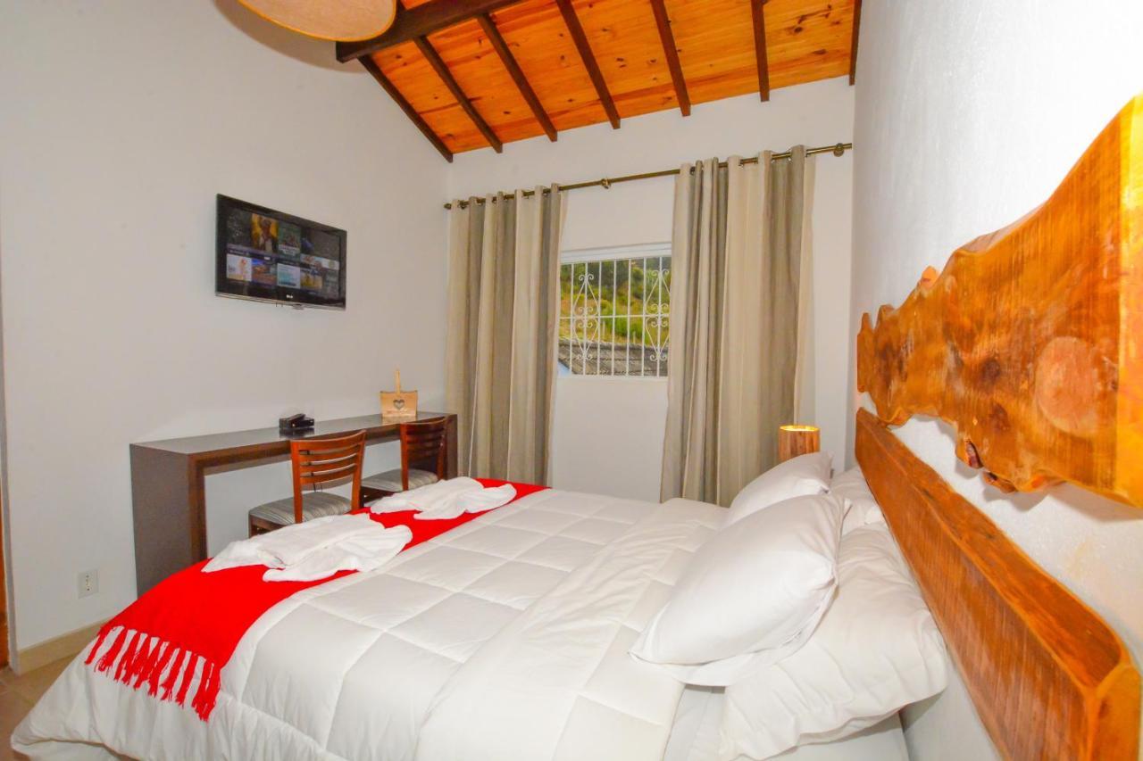 Maison Bleue Suites Monte Verde  Kültér fotó